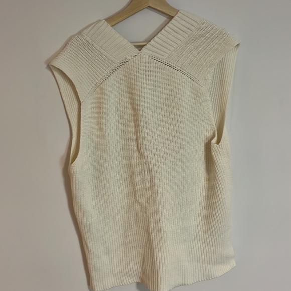 NEW white sweater vest - Picture 3 of 3